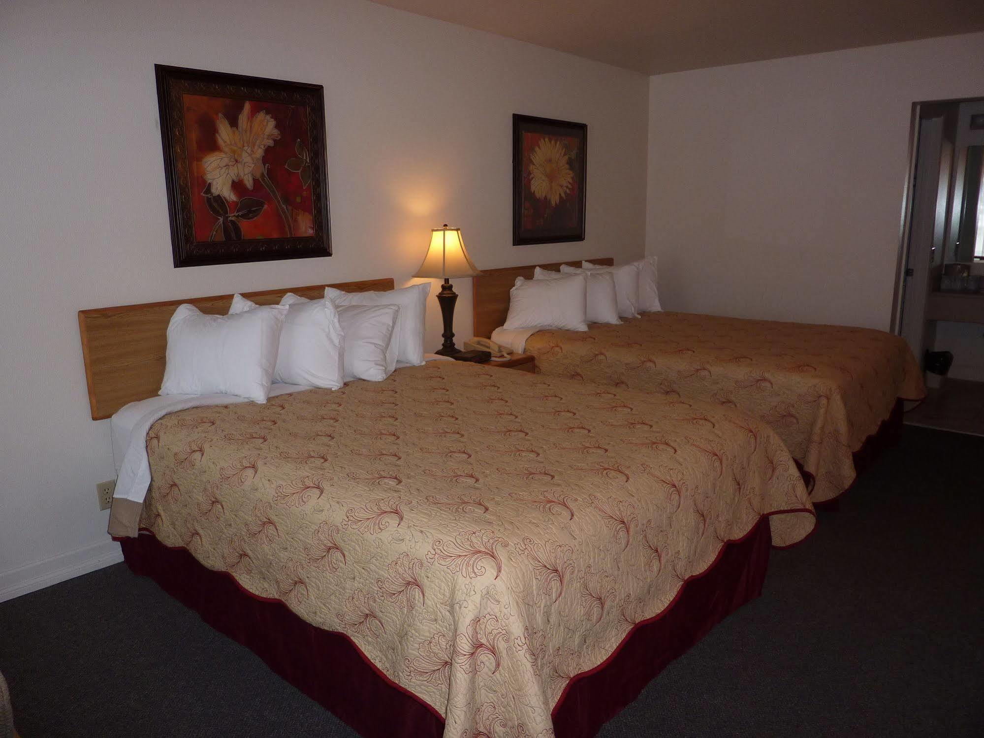 Mill Village Motel Eatonville Ngoại thất bức ảnh